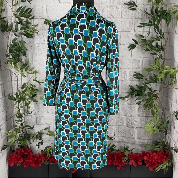 Women’s Dots Classy Multi-Color Wrap Around V-Neck (XL) CD24 - Picture 2 of 6